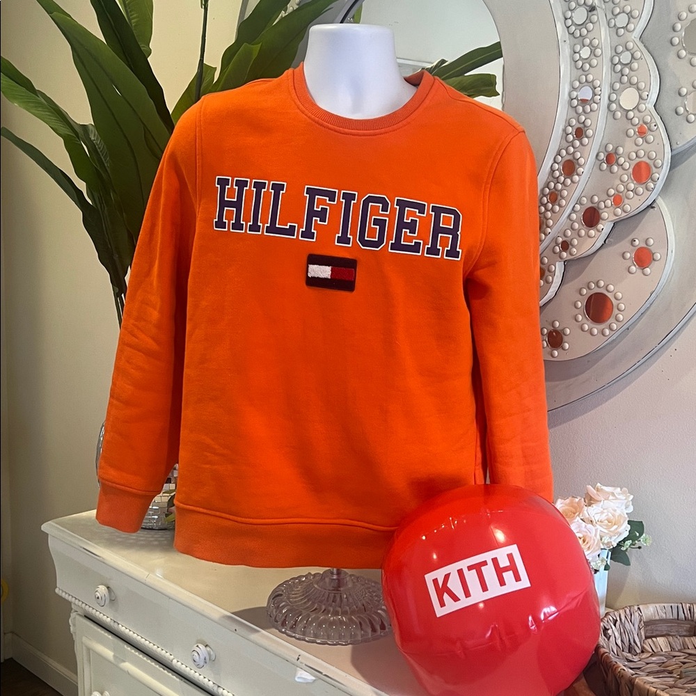 Tommy Hilfiger Vibrant Orange Sweatshirt 🍂🪴
